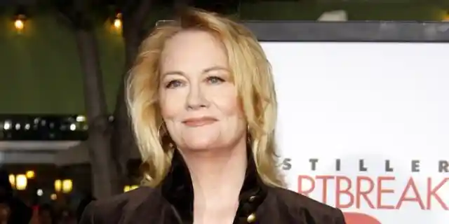 Cybill Shepherd – Skin Cancer