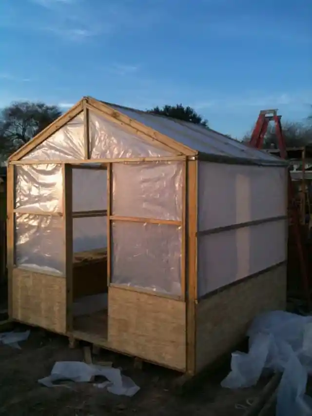 Learn How To Build A Gabled Roof DIY Greenhouse