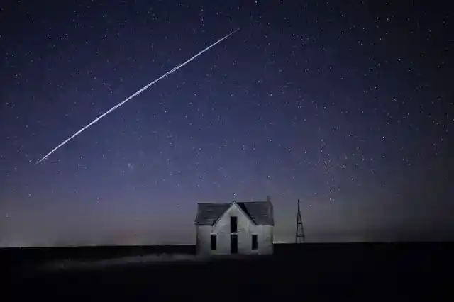 South Dakota, 1953: Painting The Sky Red