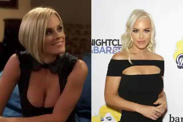 Jenny McCarthy as Courtney Leopold