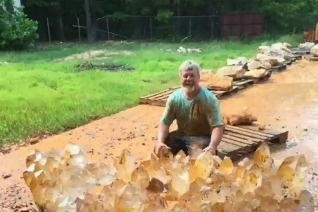 $4 Million Chunk of Quartz From Arkansas Mine – Est. Value: $4 million