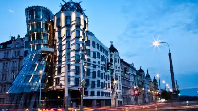 16. The Dancing House