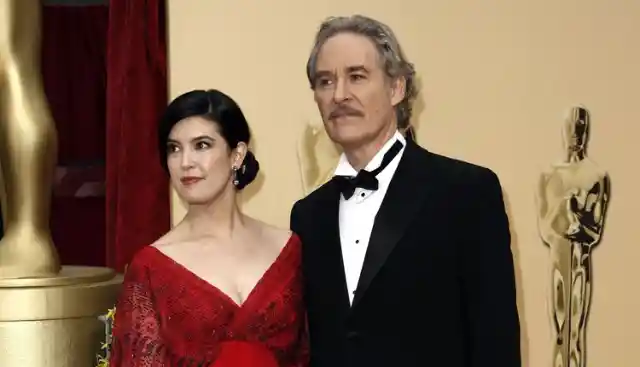 Phoebe Cates & Kevin Kline – Together Since 1989