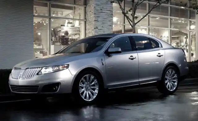 21. Lincoln MKS