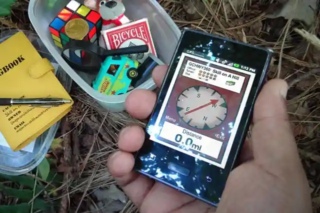 7. Geocaching