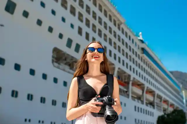 Disappointing Cruise Ship Photos That Show What It’s Actually Like on Board