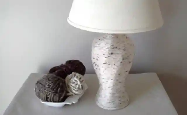 Yarn Lamp