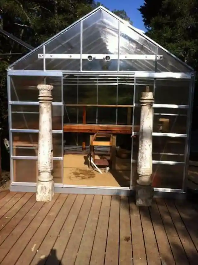 Solar-Power Ventilated Greenhouse