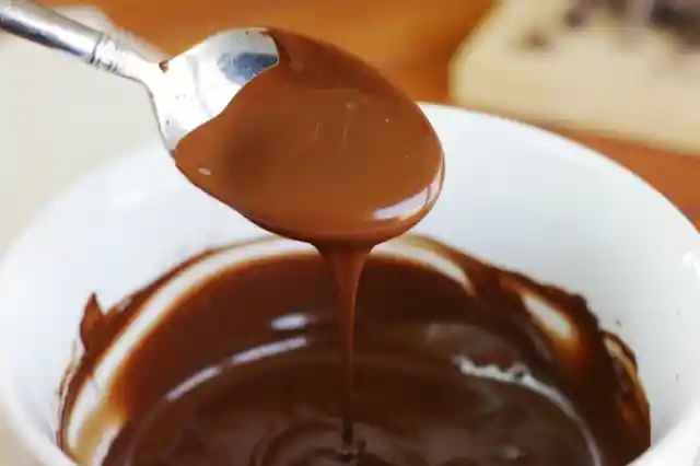 Chocolate Face Mask for Radiant Skin