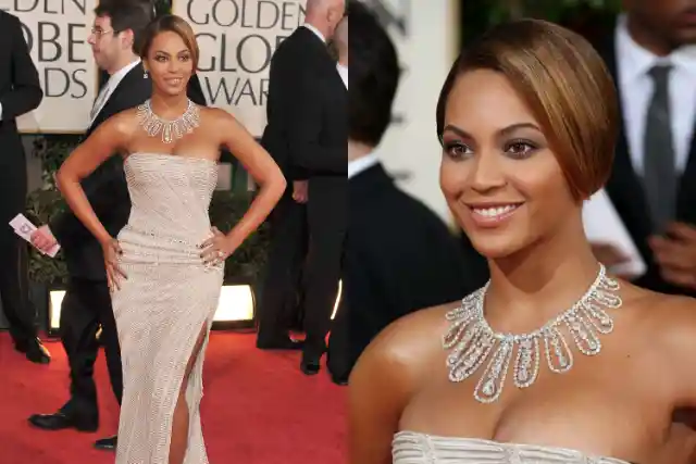 Beyoncé in Elie Saab (2009 Golden Globes)