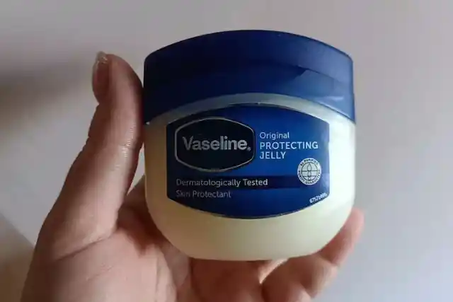 Vaseline for All-Day Scent