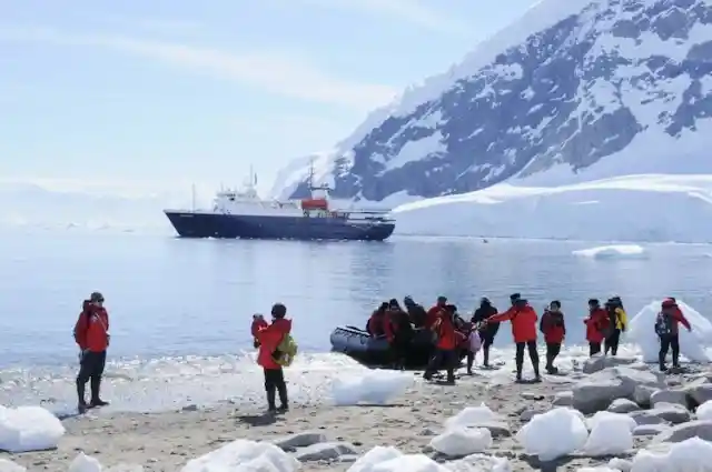 Antarctica – 78,500 Tourists Per Year