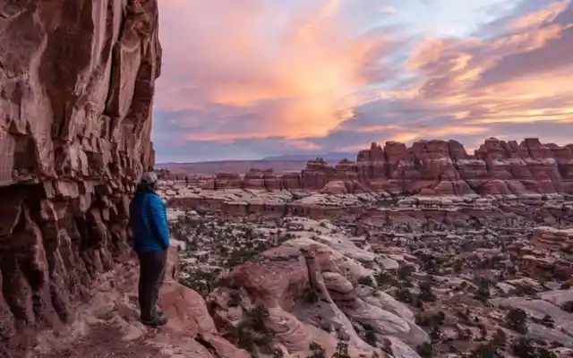 19. THE NEEDLES DISTRICT IN CANYONLANDS NATIONAL PARK IN UTAH