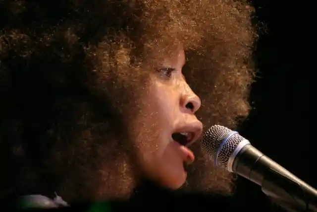 Erykah Badu’s Shaved Head