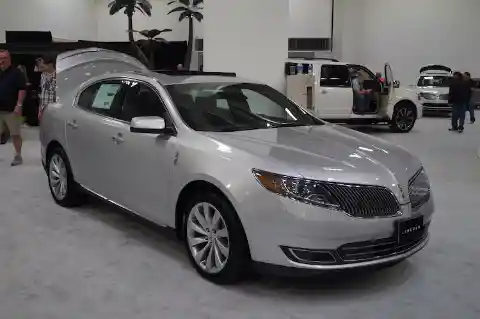 Lincoln MKS