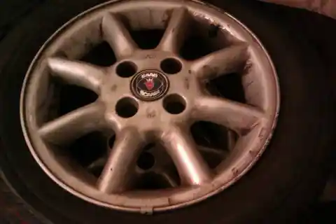 Different-Sized Rims