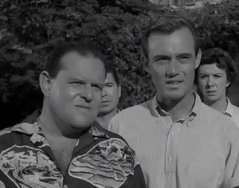 The Obsolete Man (Season 2, Episode 29)