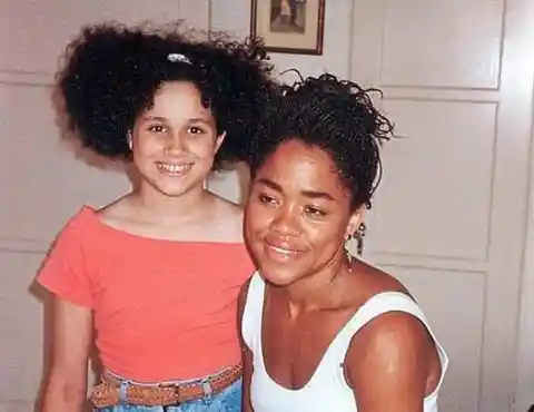 Tweenage Meghan Markle With Her Mom