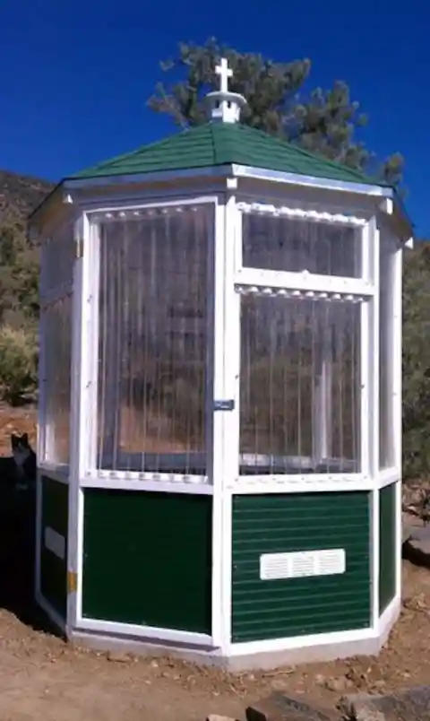 The Octagonal Greenhouse