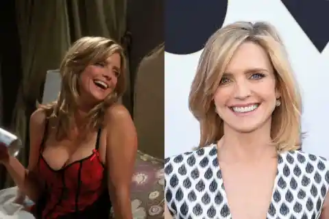 Courtney Thorne-Smith as Lyndsey McElroy